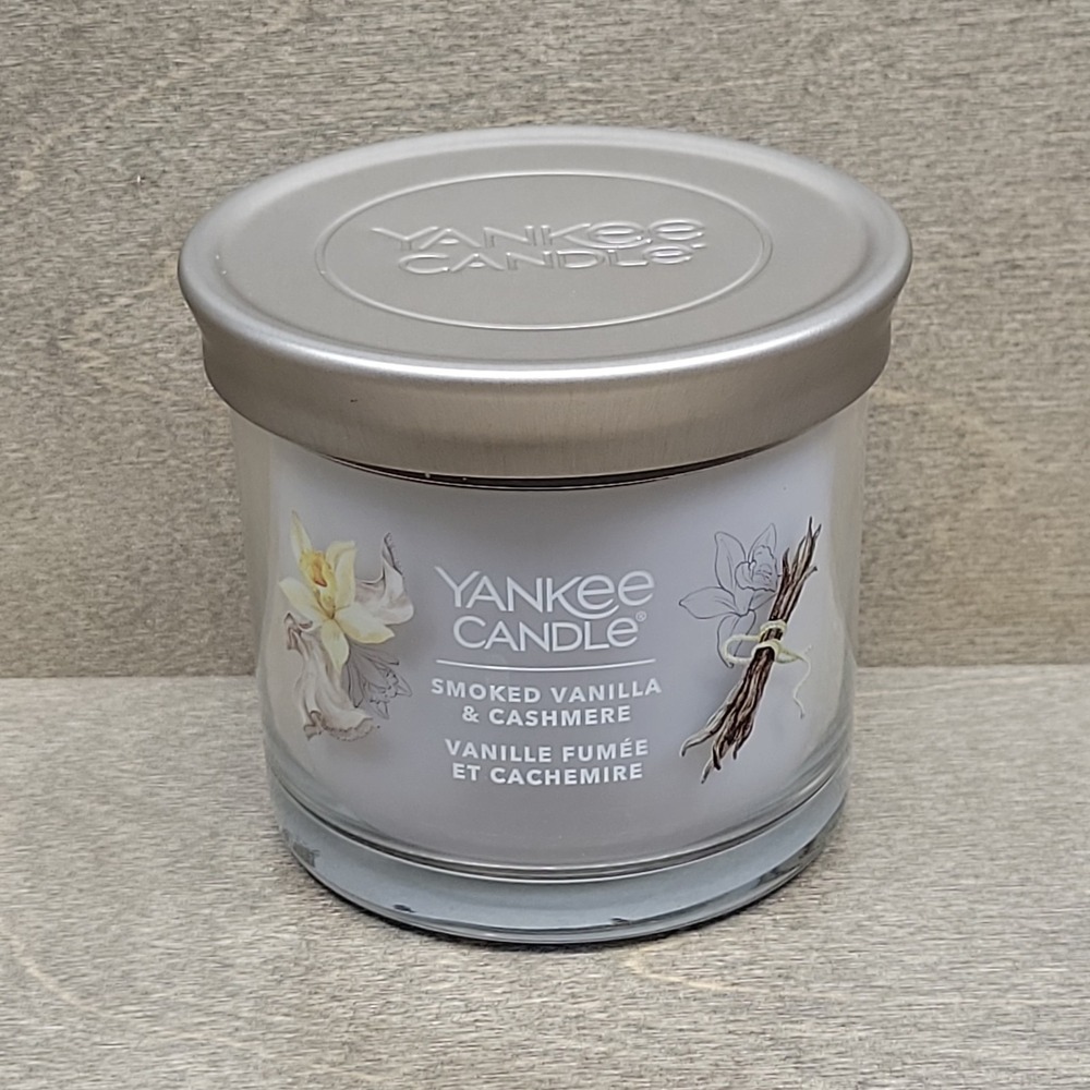 Yankee Candle Smoked Vanilla & Cashmere 4.3 oz Small Jar Tumbler with Lid